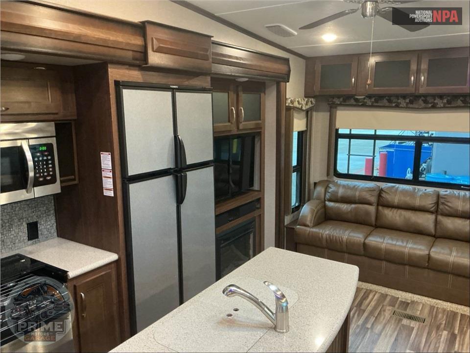 2018 Keystone Rv M-305 RL - MONTANA HIGH COUNTRY FIFTH WHEEL SERIES — фото 7