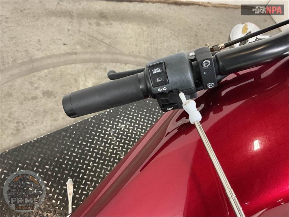 2018 Honda VT1300CX FURY — фото 24