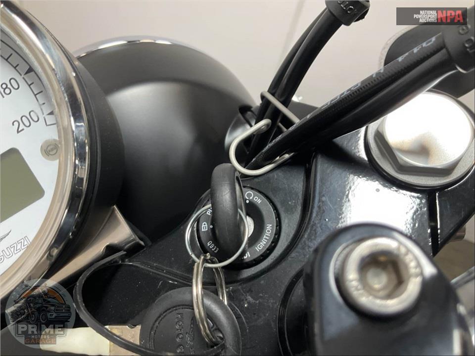 2017 Moto Guzzi V9 ROAMER — фото 9