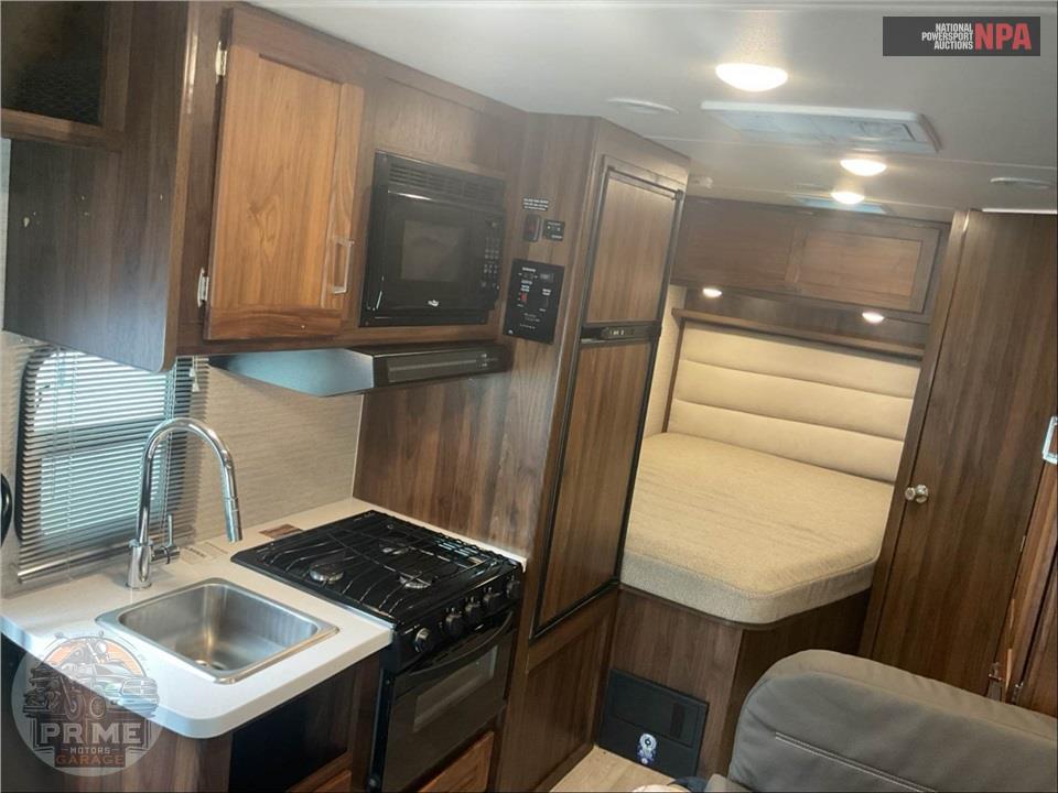 2024 Winnebago M-22R FORD E350 - SPIRIT SERIES — фото 8