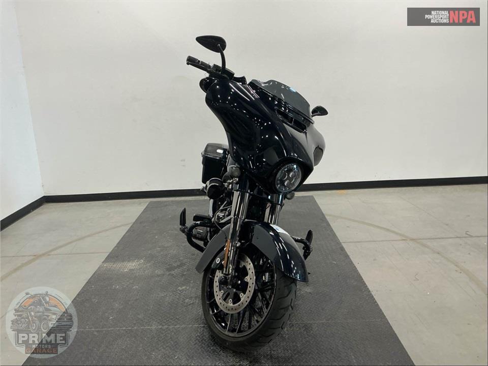 2022 Harley-Davidson FLHXSE CVO STREET GLIDE — фото 2