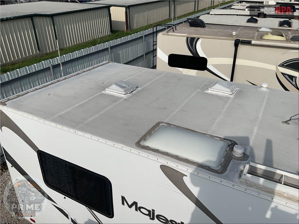2013 Thor Motor Coach M-28A - MAJESTIC SERIES — фото 34