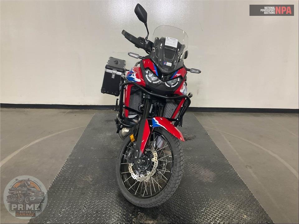2024 Honda CRF1100D AFRICA TWIN DCT — фото 2