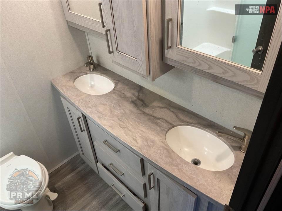 2021 Keystone Rv M-331 RL - MONTANA HIGH COUNTRY FIFTH WHEEL SERIES — фото 13