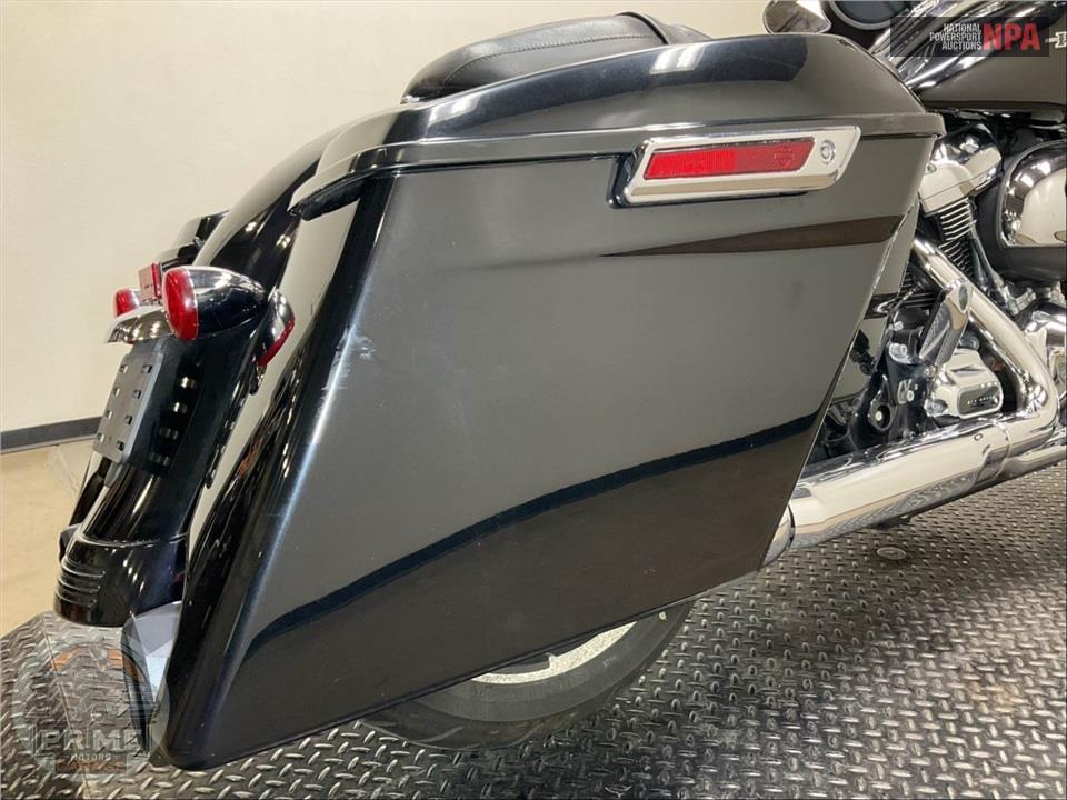 2020 Harley-Davidson FLHX STREET GLIDE — фото 24