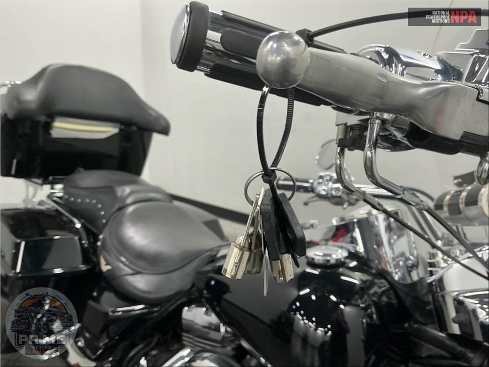 2002 Harley-Davidson FLHPI POLICE ROAD KING — фото 13