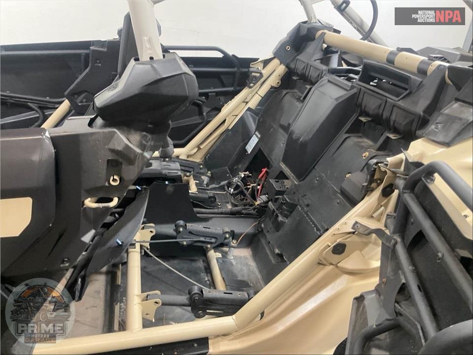 2022 Can-Am MAVERICK X3 MAX X RS TURBO RR (DESERT TAN & CARBON BLACK) — фото 28