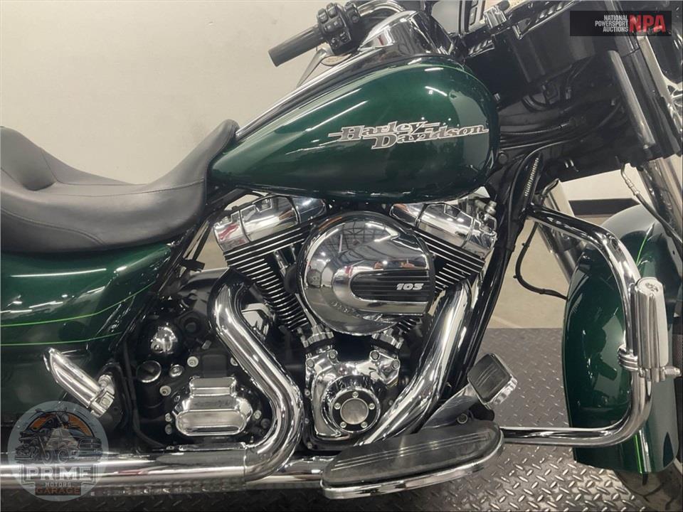 2015 Harley-Davidson FLHXS STREET GLIDE SPECIAL — фото 6