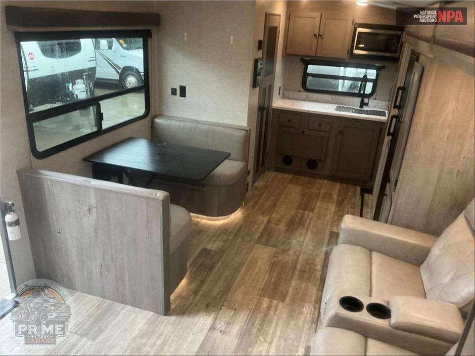 2021 Keystone Rv M-221 UMD - OUTBACK ULTRA-LITE SERIES — фото 9