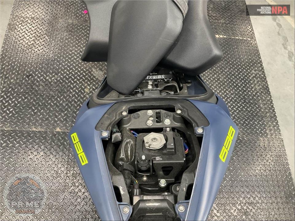 2023 Kawasaki ZX636HPFNN NINJA ZX-6R — фото 13