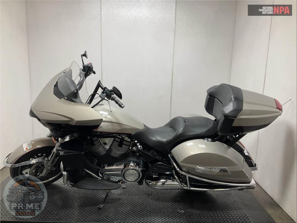 2014 Victory Motorcycles CROSS COUNTRY TOUR (TWO-TONE) — фото 3