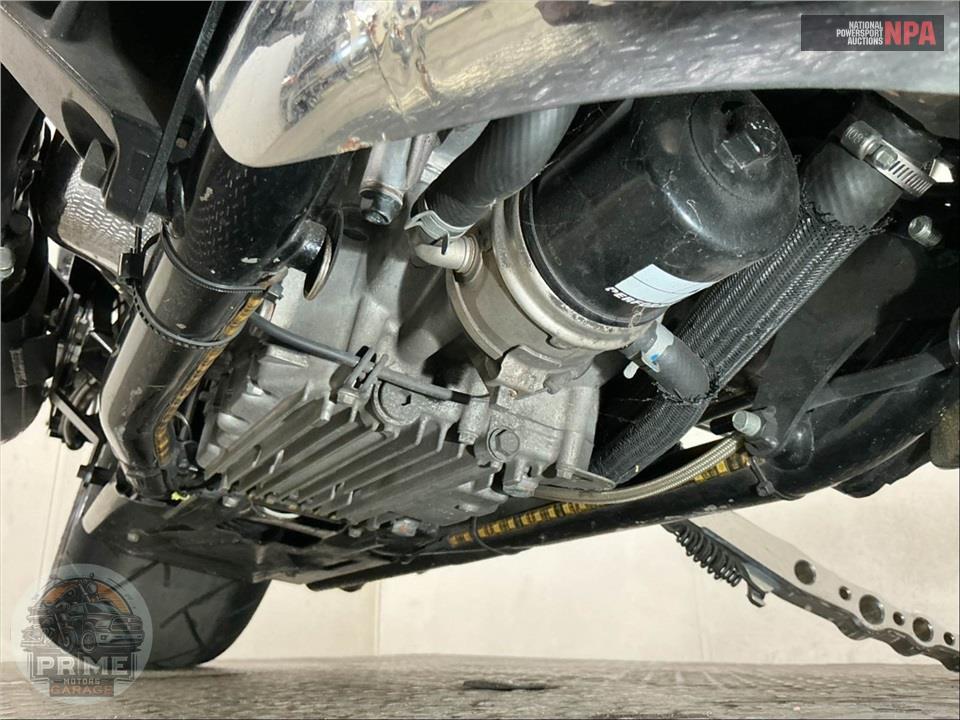 2011 Suzuki M109R BOULEVARD LIMI EDIT — фото 12