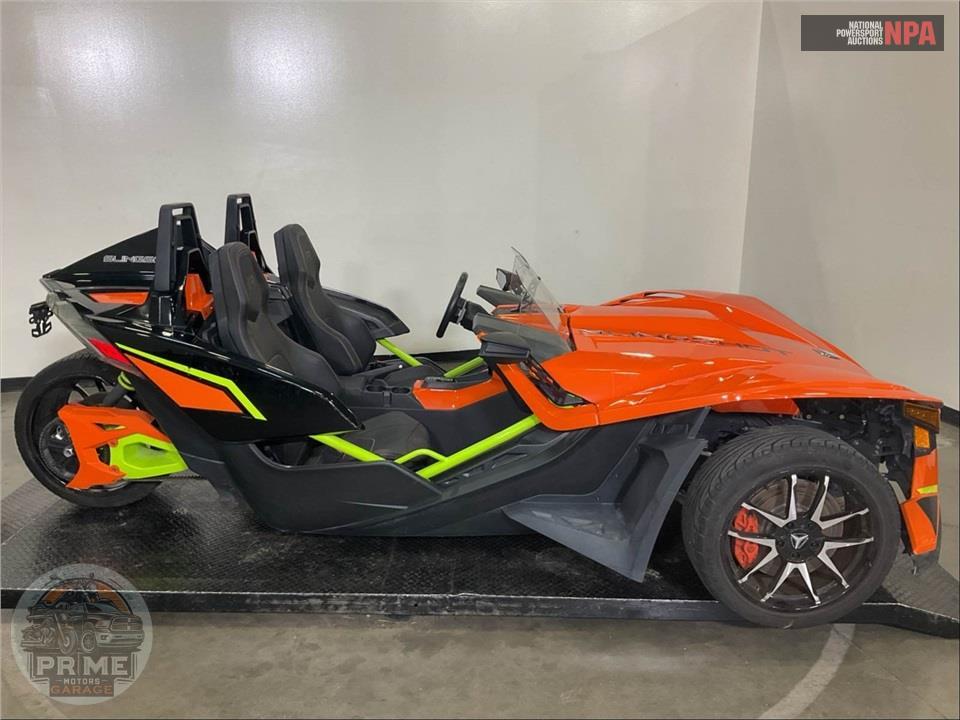 2022 Polaris SLINGSHOT R AUTODRIVE — фото 1