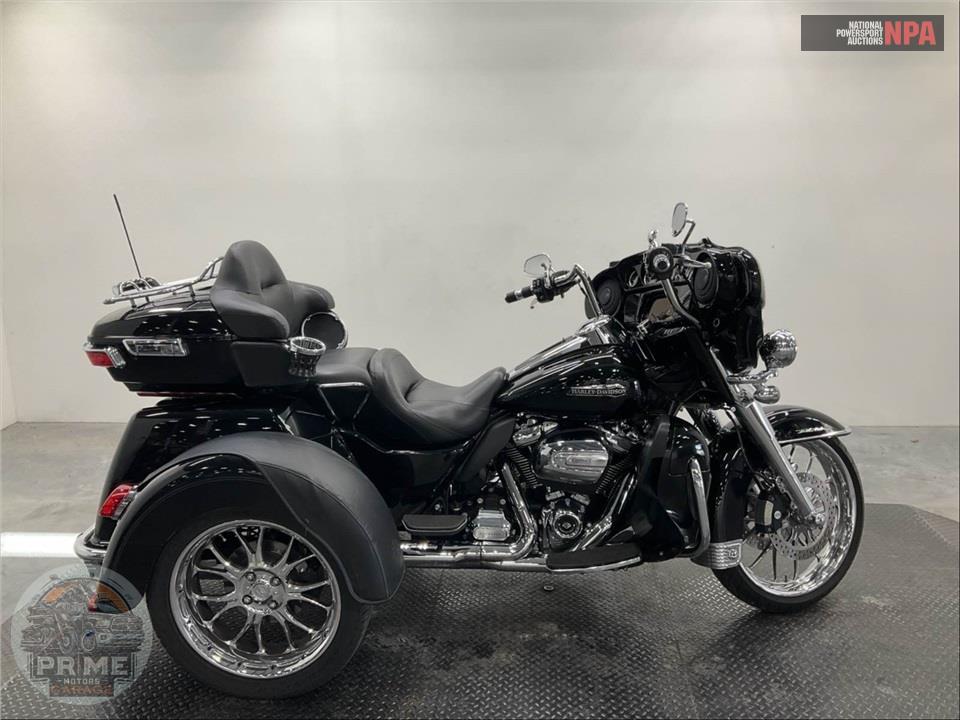 2020 Harley-Davidson FLHTCUTG TRI GLIDE ULTRA — фото 1