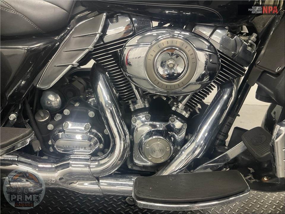 2013 Harley-Davidson FLHTCUTG TRIGLIDE UL CLSC — фото 6