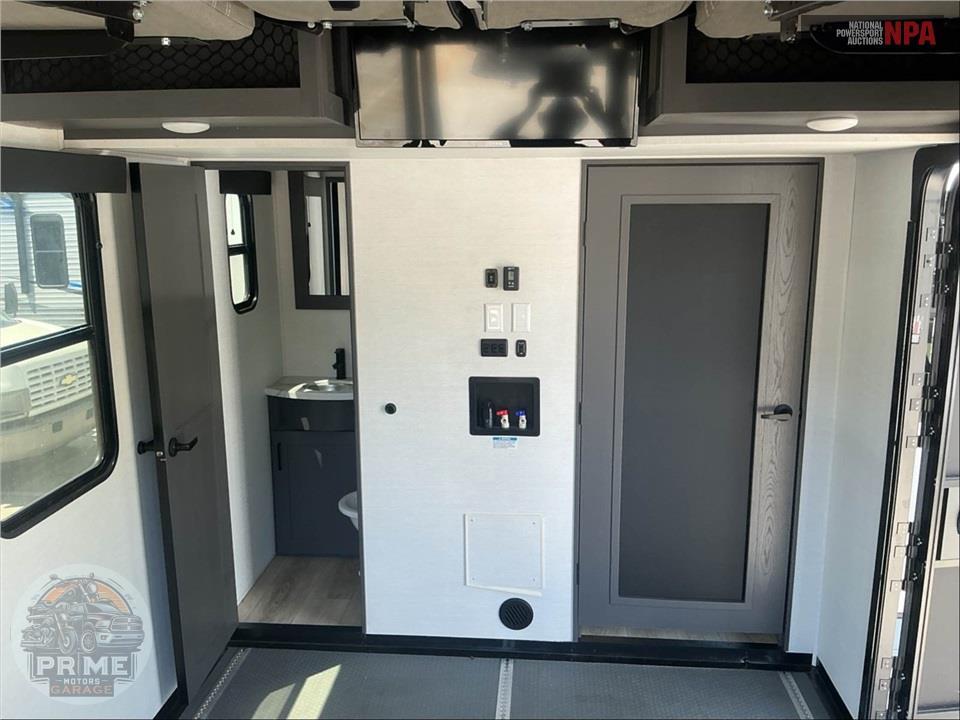 2024 Alliance Rv M-36V11 - VALOR FIFTH WHEEL SERIES — фото 12