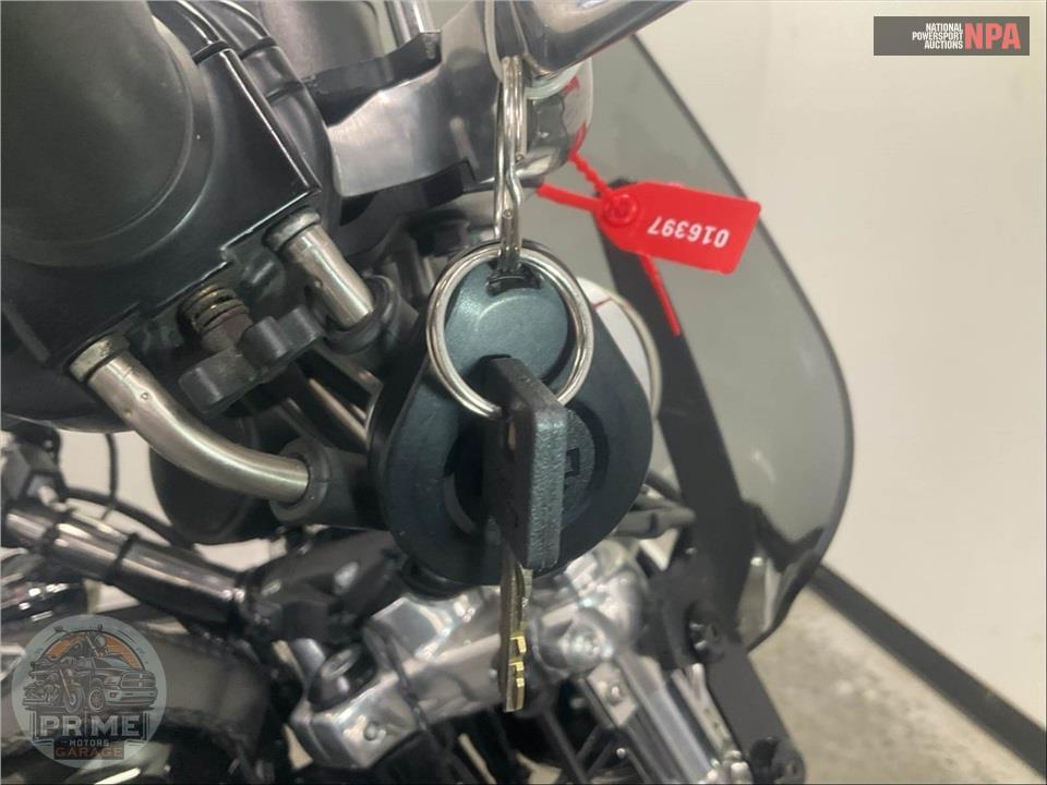 2017 Harley-Davidson XL883L SUPERLOW — фото 11