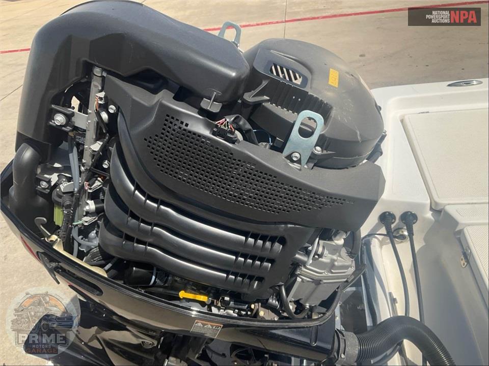 2023 Catalyst Boat Works 2300 BAY L=23/E=1 200HP SUZUKI OB — фото 4