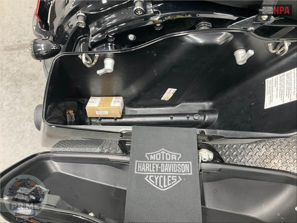2019 Harley-Davidson FLTRXS ROAD GLIDE SPECIAL — фото 20