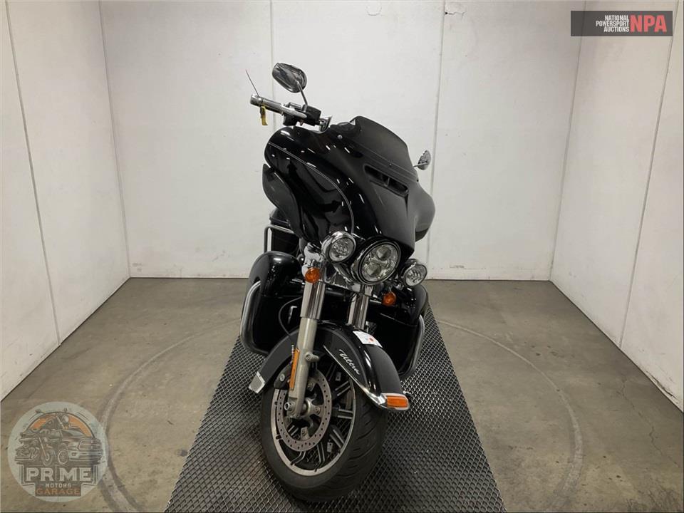 2014 Harley-Davidson FLHTCU ULTRA CLASSIC ELECTRA GLIDE — фото 2