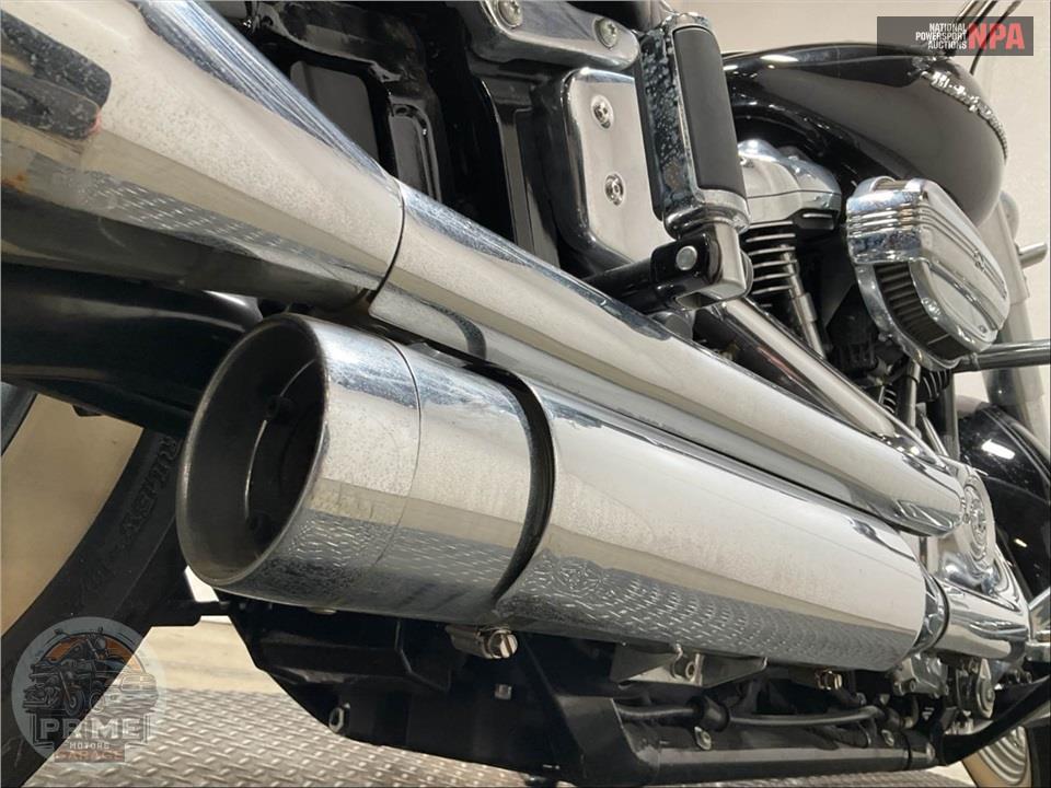 2019 Harley-Davidson FLDE DELUXE — фото 21