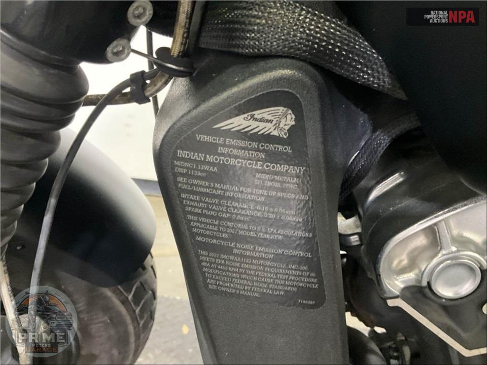 2021 Indian Motorcycle SCOUT BOBBER (ABS, BLACK SMOKE) — фото 17