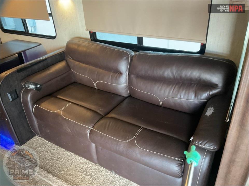 2018 Sierra By Forest River M-384QBOK - FIFTH WHEEL SERIES — фото 10