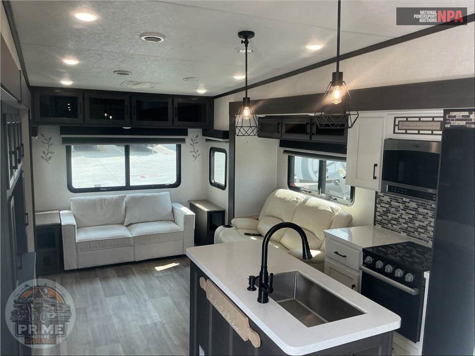 2025 Sporttrek M-353VIK - TOURING EDITION 5 FIFTH WHEEL SERIES — фото 6