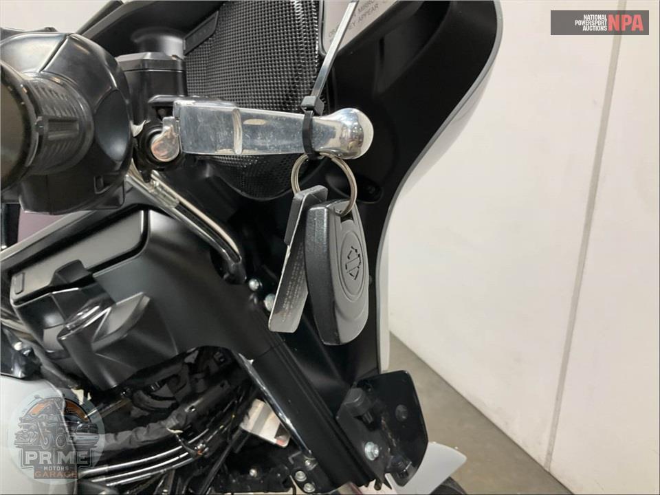 2025 Harley-Davidson FLHXU STEET GLIDE ULTRA — фото 12