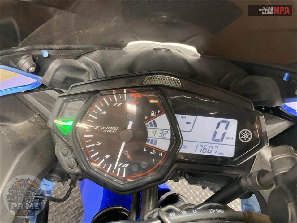 2017 Yamaha YZF-R3 — фото 8