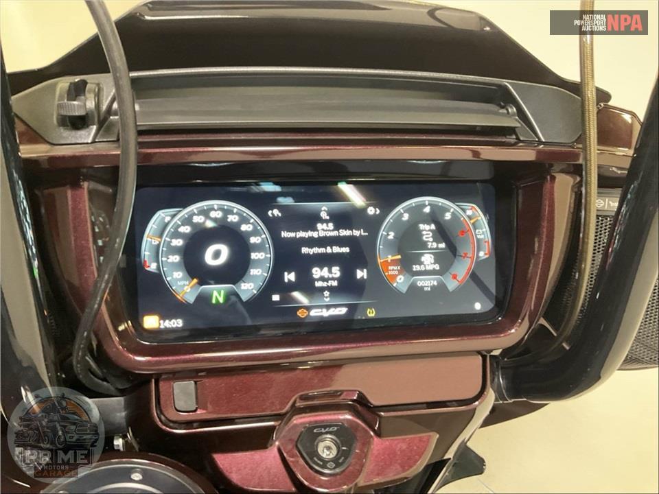 2024 Harley-Davidson FLHXSE CVO STREET GLIDE — фото 5