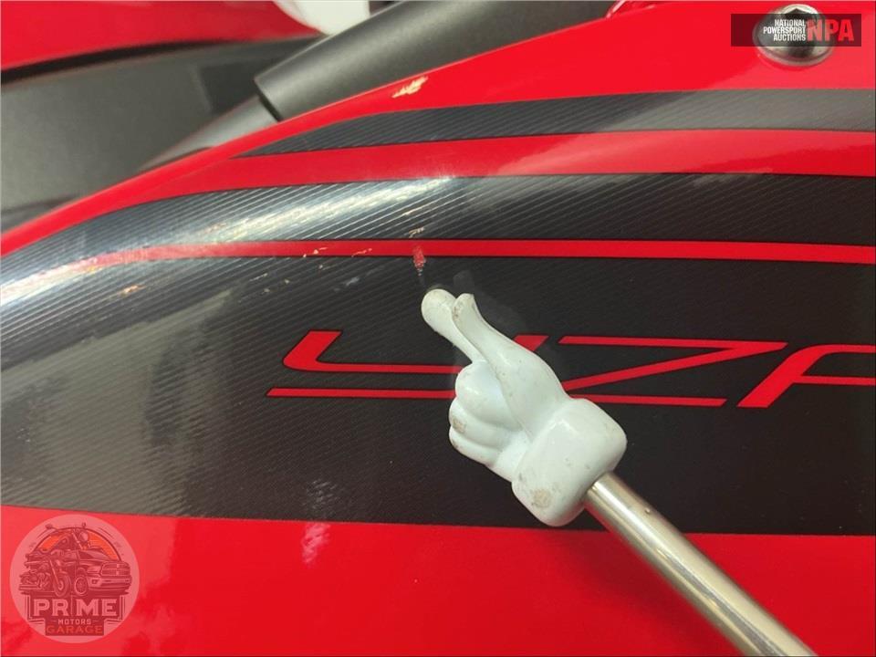 2014 Yamaha YZF-R1 (RAPID RED/MATTE GRAY) — фото 16