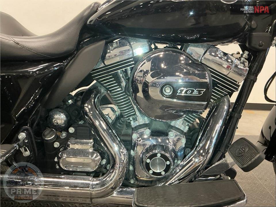 2016 Harley-Davidson FLRT FREEWHEELER — фото 6