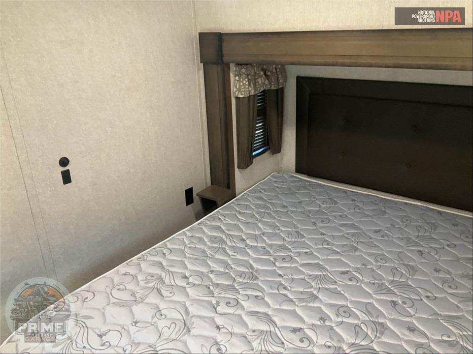2019 Keystone Rv M-368 MBI - COUGAR FIFTH WHEEL SERIES — фото 11