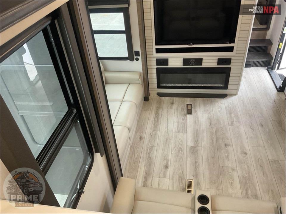 2024 Keystone Rv M-3901 RK - MONTANA LEGACY EDITION FIFTH WHEEL SERIES — фото 2