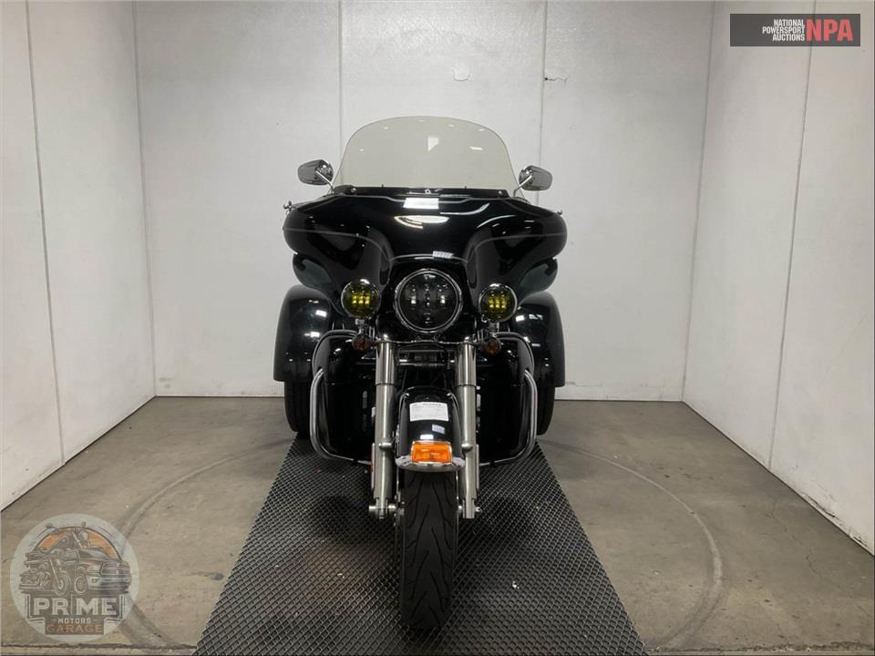 2012 Harley-Davidson FLHTCUTG TRIGLIDE UL CLSC — фото 2