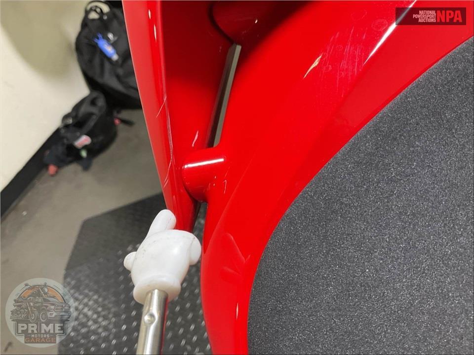 2025 Ducati PANIGALE V4 S — фото 26