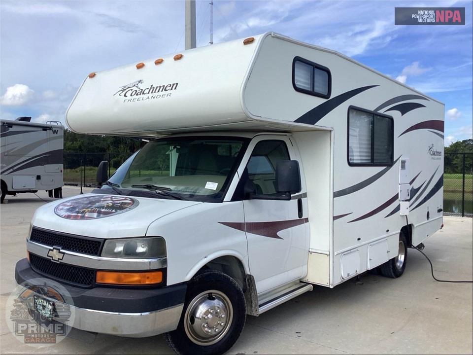 2010 Coachmen By Forest River M-21 QB CHEVROLET 6.0 LITER V8 - FREELANDER SERIES — фото 2