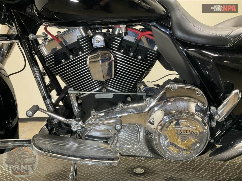 2016 Harley-Davidson FLHX STREET GLIDE — фото 7