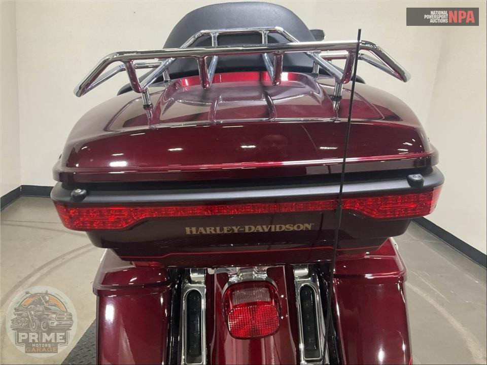2016 Harley-Davidson FLHTKL ULTRA LIMITED LOW — фото 27