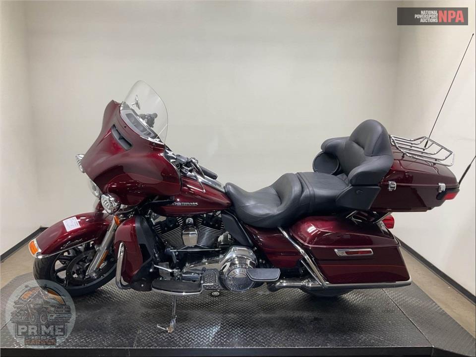 2016 Harley-Davidson FLHTK ELECTRA GLIDE ULTRA LIMITED — фото 3