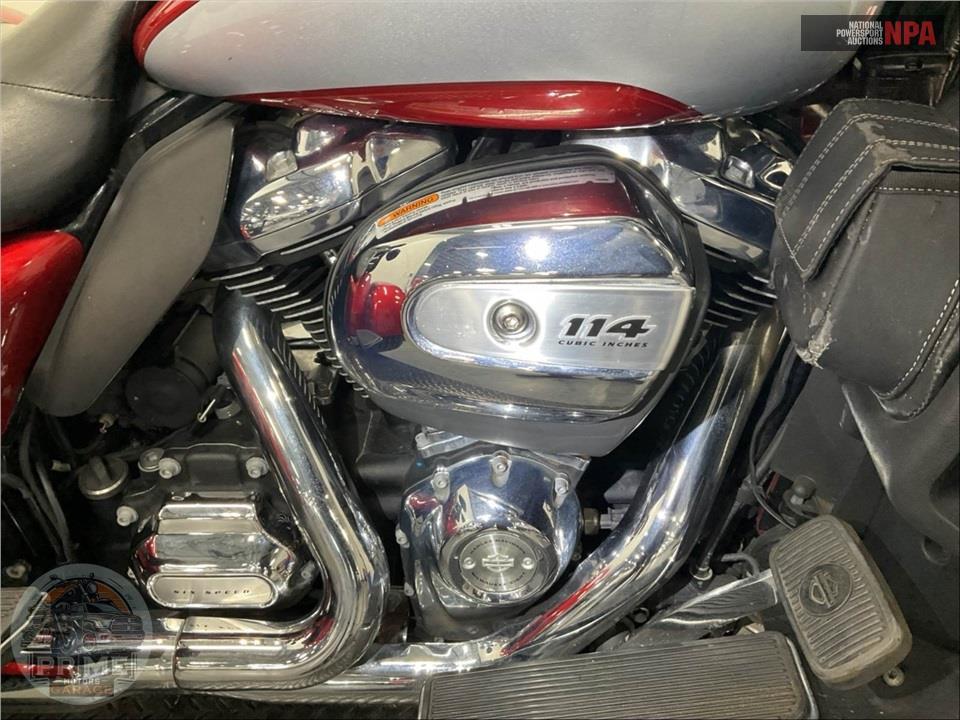 2019 Harley-Davidson FLHTCUTG TRI GLIDE ULTRA — фото 6