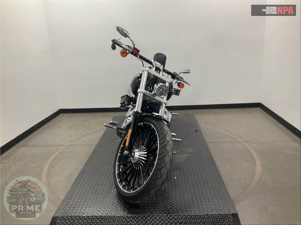 2017 Harley-Davidson FXSB BREAKOUT — фото 2
