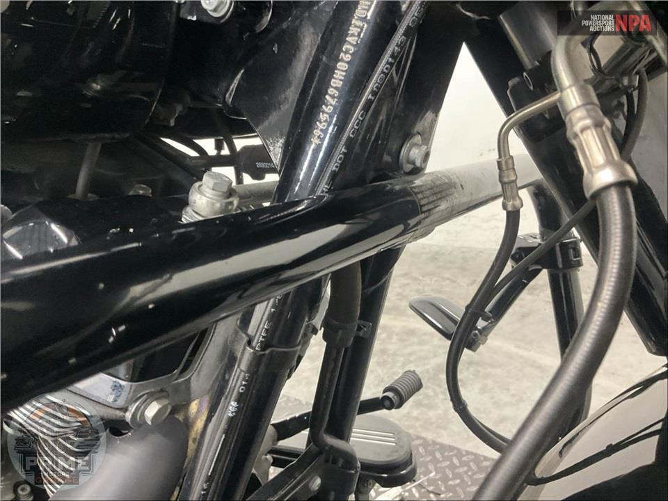 2017 Harley-Davidson FLHRXS ROAD KING SPECIAL — фото 12