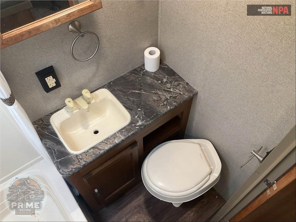 2017 Keystone Rv M-2660 RL - SUMMERLAND SERIES — фото 18