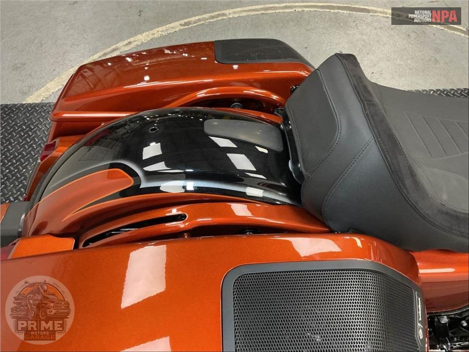 2023 Harley-Davidson FLTRXSE CVO ROAD GLIDE — фото 32