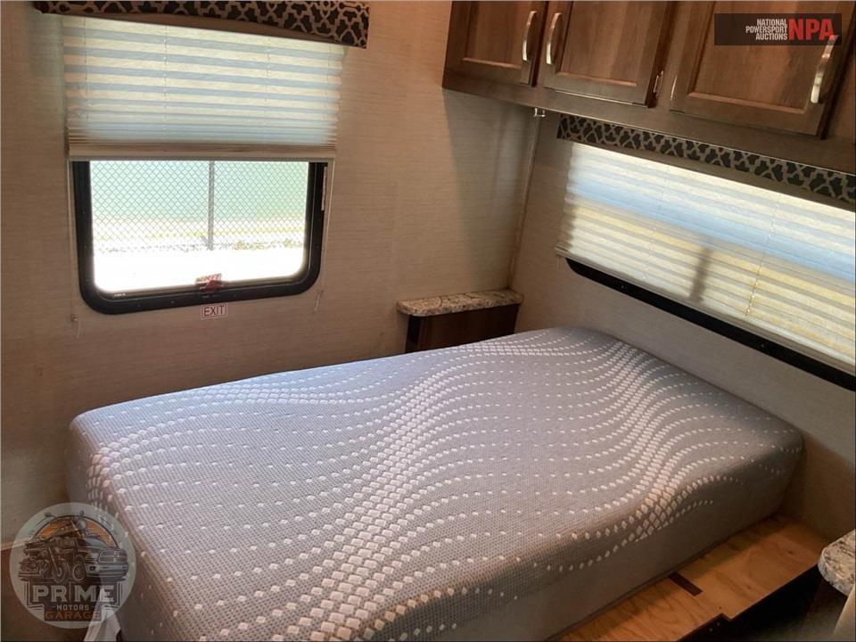 2018 Jayco M-31 XL FORD E450 REDHAWK SERIES — фото 20