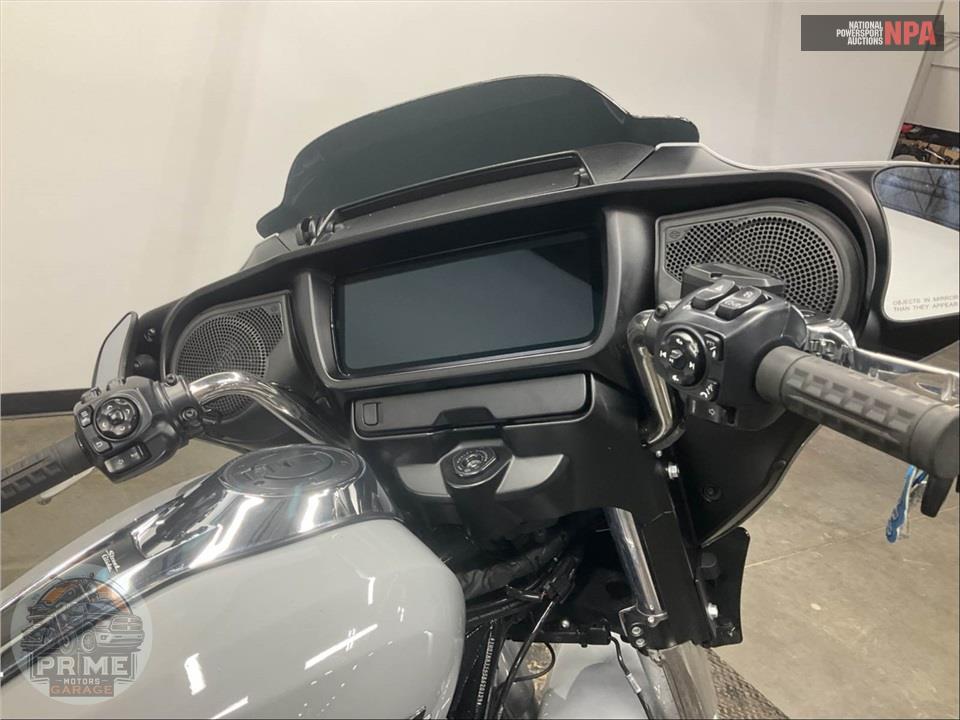 2025 Harley-Davidson FLHX STREET GLIDE — фото 19
