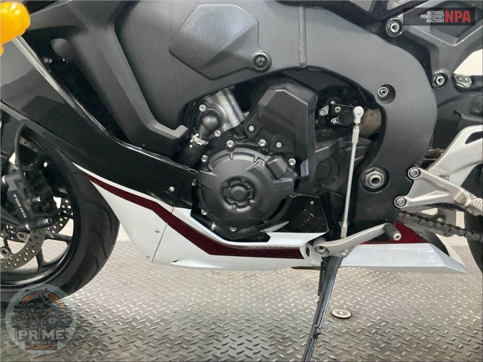 2021 Honda CBR1000RA (ABS) — фото 7