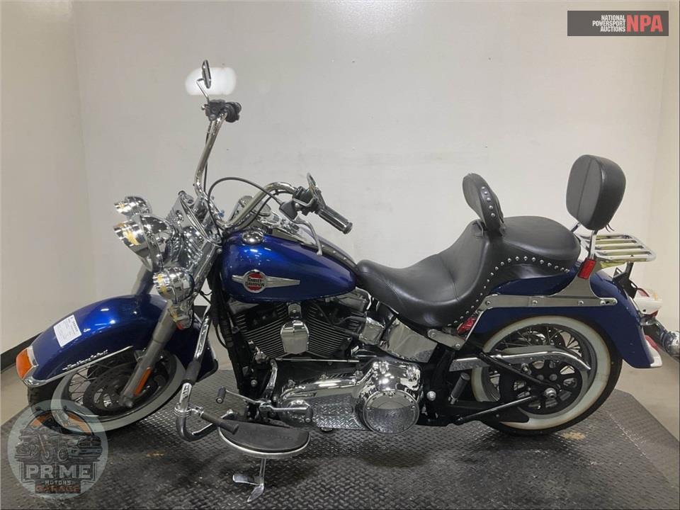 2017 Harley-Davidson FLSTC HERITAGE SOFTAIL CLASSIC — фото 3